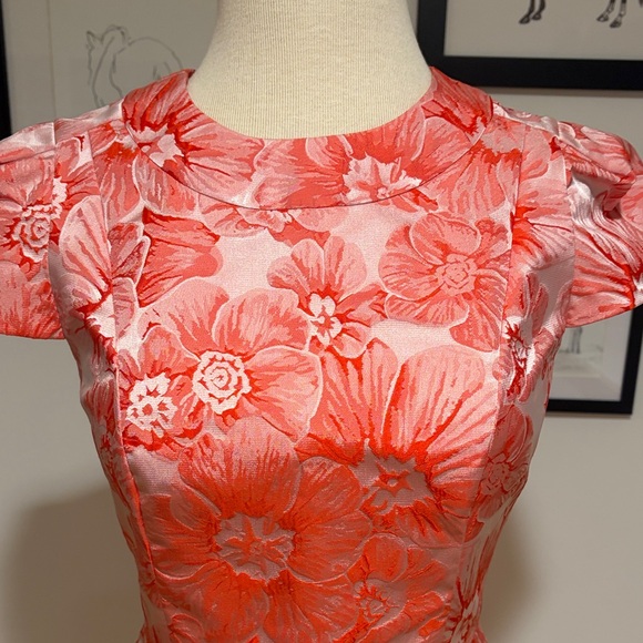 Carmen Marc Valvo Coral Pink Floral Jacquard Midi Dress - Picture 4 of 6